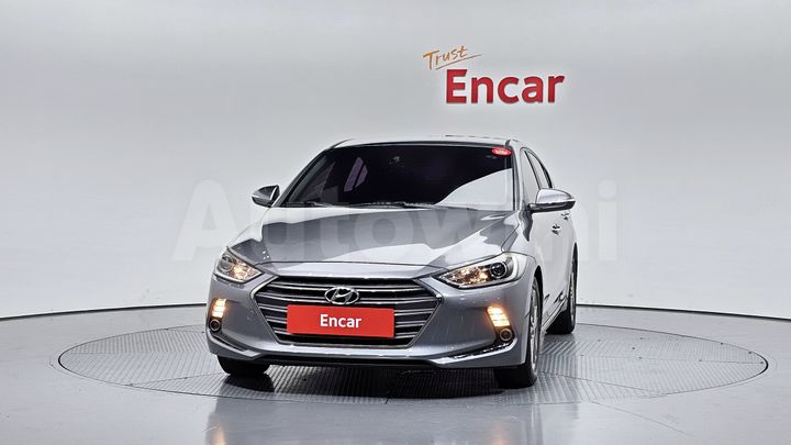 Hyundai Avante 2016 — 3