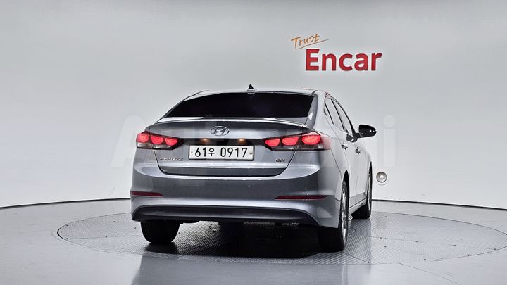 Hyundai Avante 2016 — 4