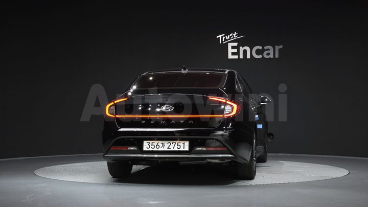 Hyundai Sonata 2023 — 4