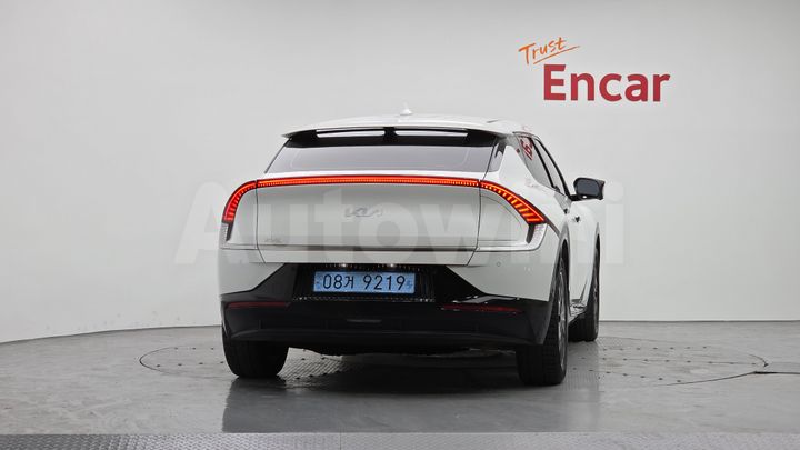 Kia EV6 2022 — 4