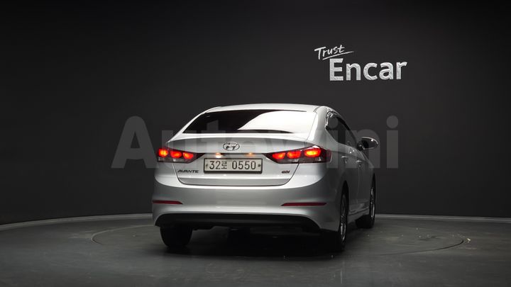 Hyundai Avante 2016 — 4