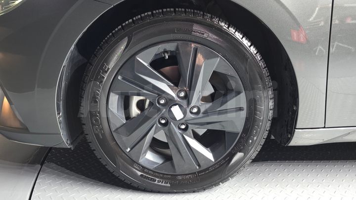 Hyundai Avante 2023 — 5
