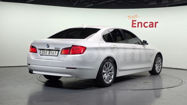 BMW 5 Series 2012 — 2
