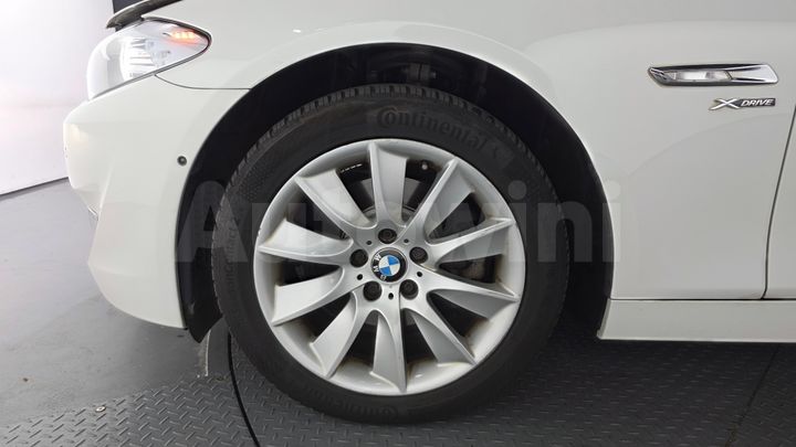 BMW 5 Series 2012 — 5
