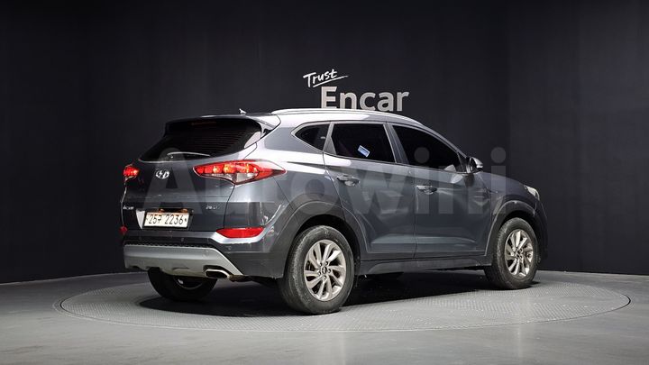 Hyundai Tucson 2017 — 2