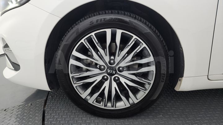 Kia K7 2020 — 5