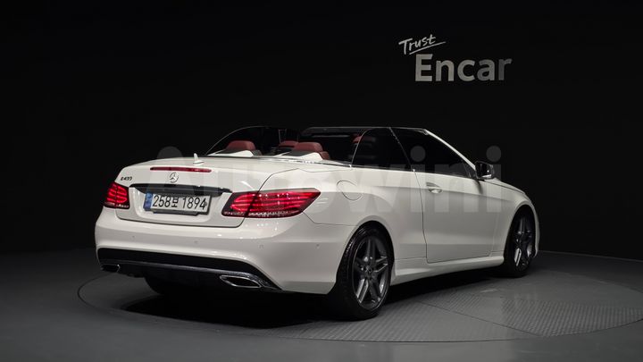 Mercedes-Benz E Class 2016 — 2