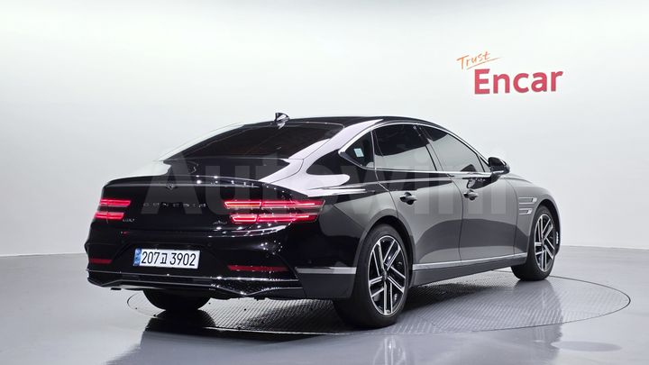 Genesis G80 2025 — 2
