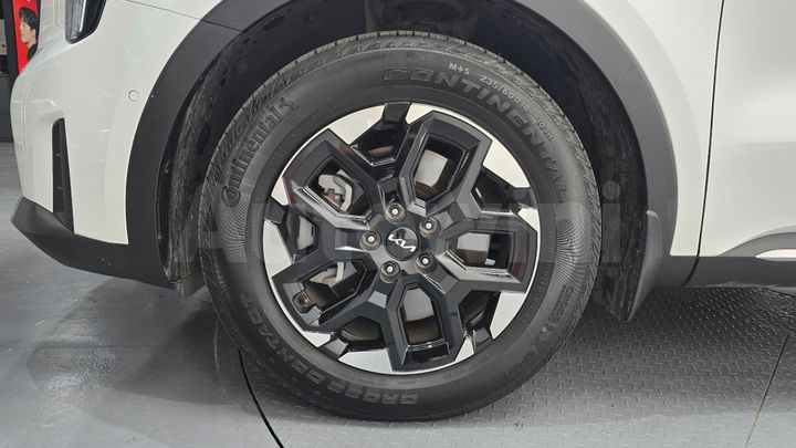 Kia Sorento 2025 — 5
