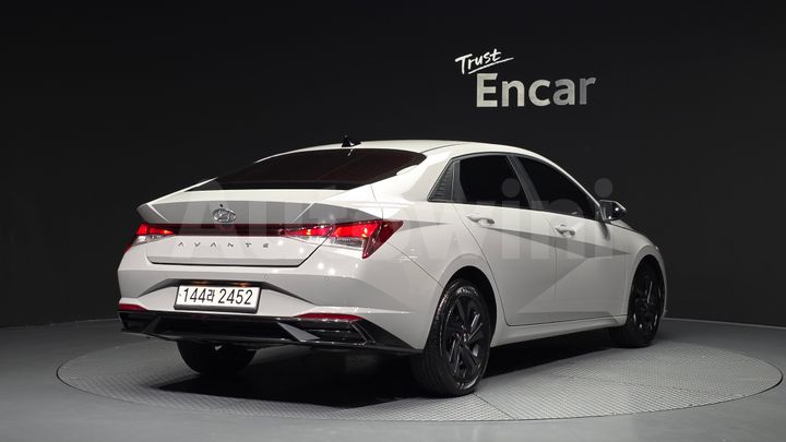 Hyundai Avante 2023 — 2