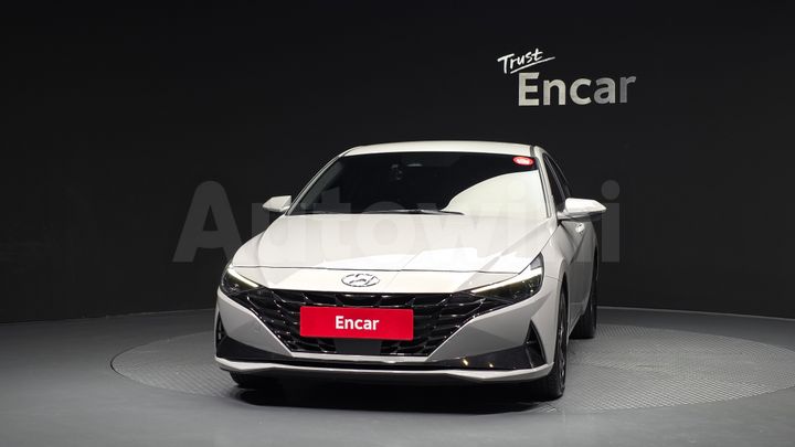 Hyundai Avante 2023 — 3