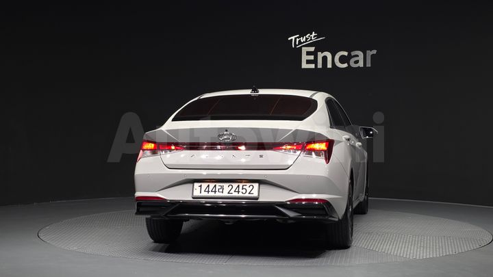 Hyundai Avante 2023 — 4