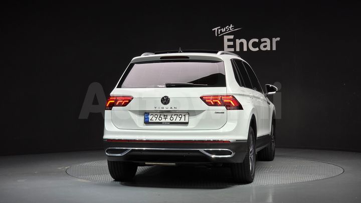 Volkswagen Tiguan 2022 — 5