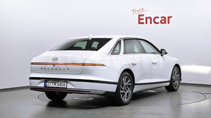 Hyundai Grandeur 2025 — 2