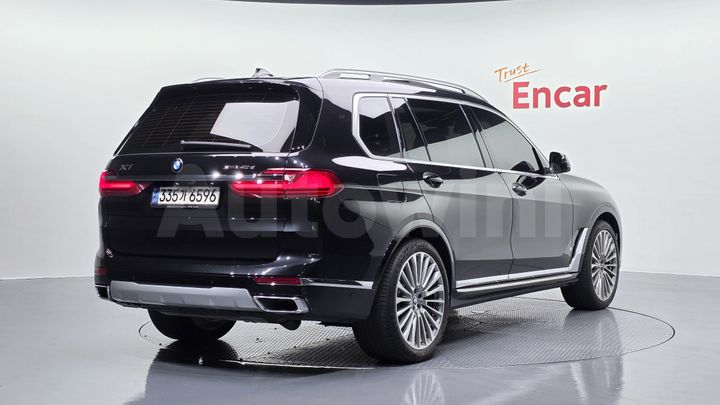 BMW X7 2022 — 2