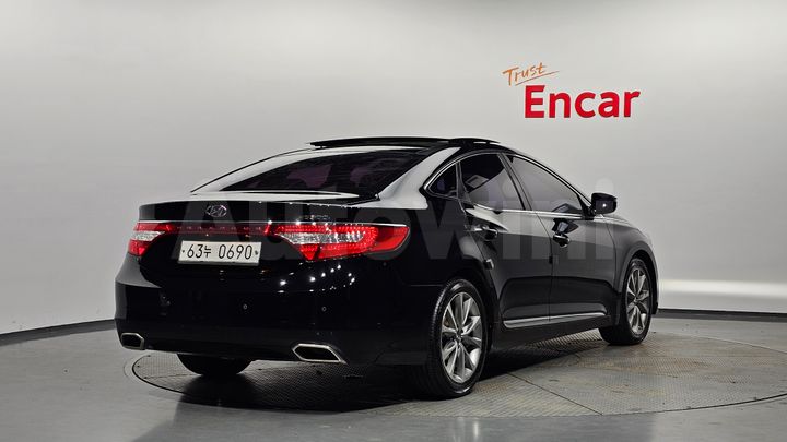 Hyundai Grandeur 2017 — 2