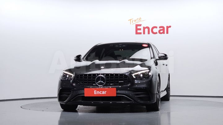 Mercedes-Benz E Class 2023 — 3