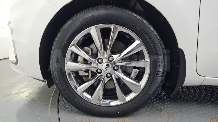 Kia Carnival 2020 — 5
