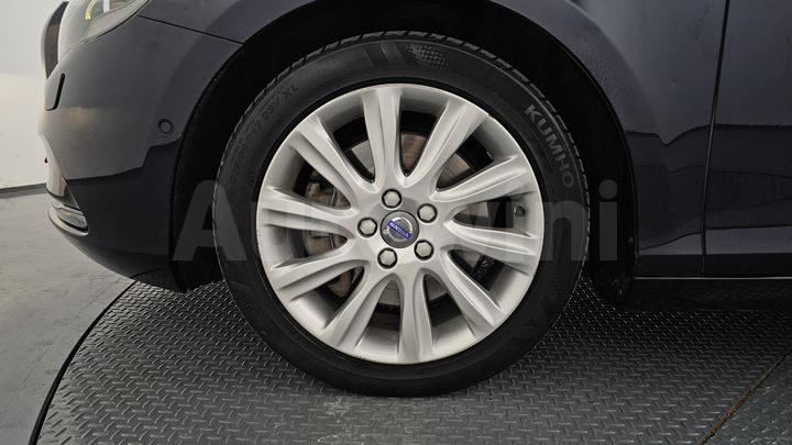 Volvo V40 2016 — 5