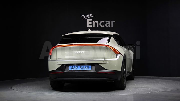Kia EV6 2023 — 4