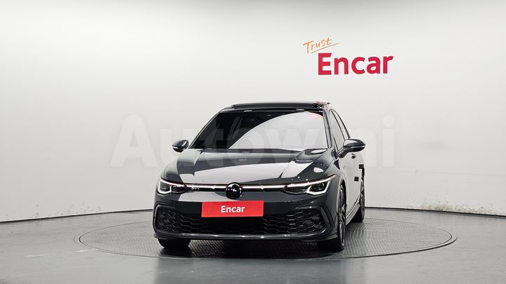 Volkswagen Golf 2024 — 3