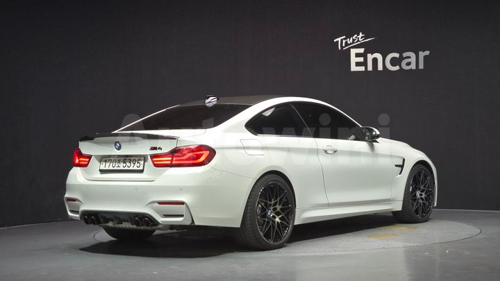 BMW M4