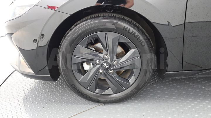 Hyundai Avante 2023 — 5