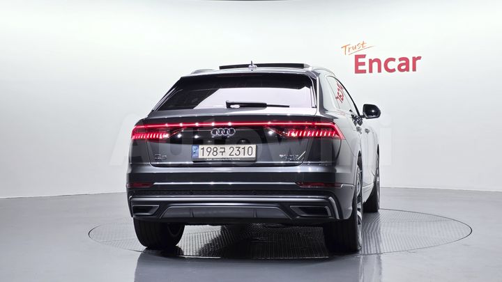 Audi Q8 2022 — 4