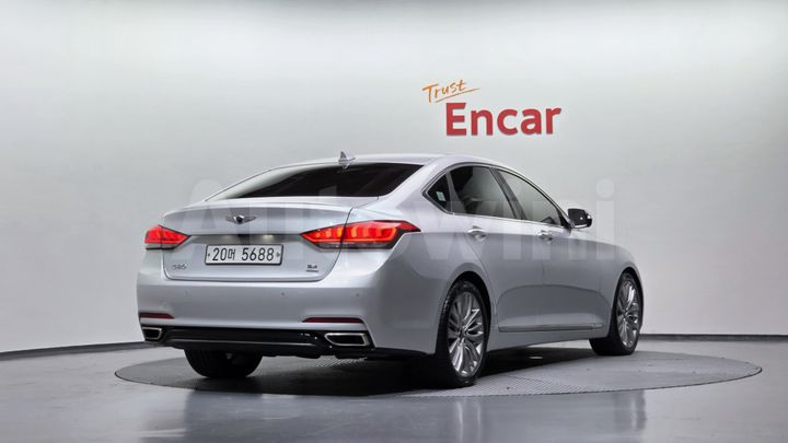 Genesis G80 2018 — 2