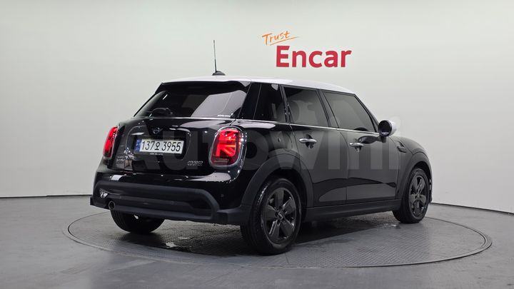 Mini Cooper 2023 — 2