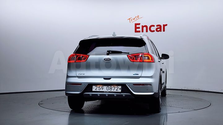 Kia Niro 2017 — 4