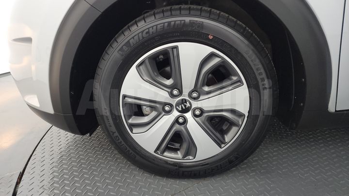 Kia Niro 2017 — 5