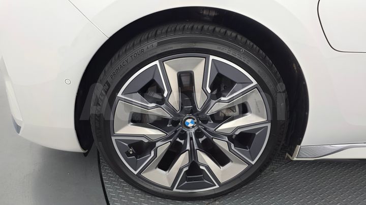 BMW 7 Series 2023 — 5