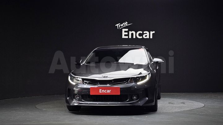 Kia K5 2017 — 2
