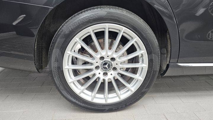 Mercedes-Benz E Class 2023 — 5