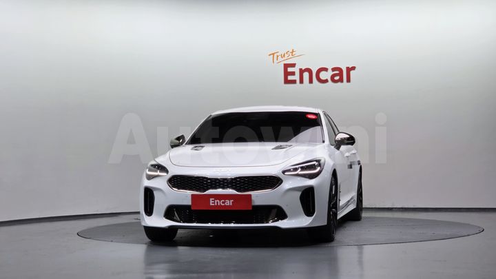 Kia Stinger 2022 — 3