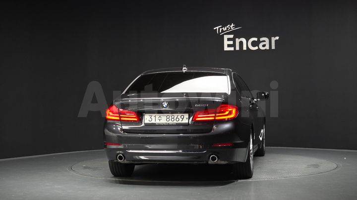 BMW 5 Series 2019 — 3