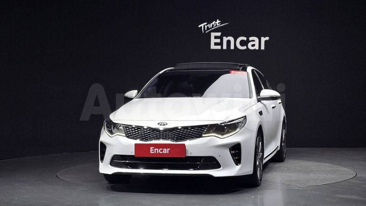 Kia K5 2018 — 2