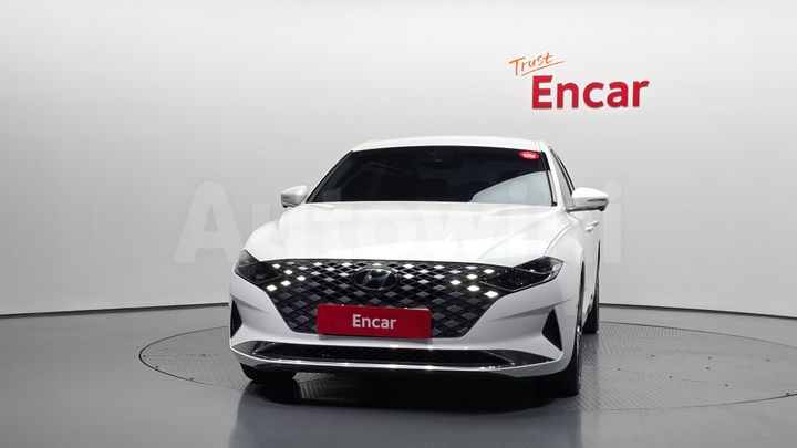 Hyundai Grandeur 2022 — 3