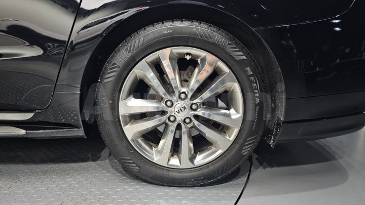 Kia Carnival 2017 — 5
