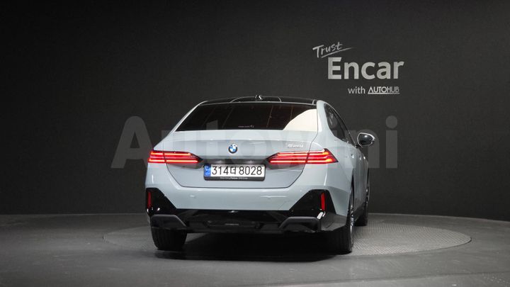 BMW 5 Series 2024 — 4