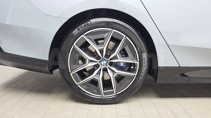 BMW 5 Series 2024 — 5