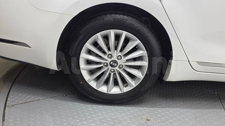 Kia K7 2017 — 5