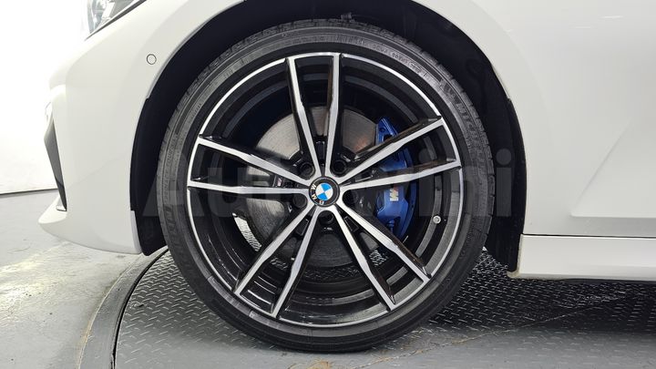 BMW 3 Series 2022 — 5