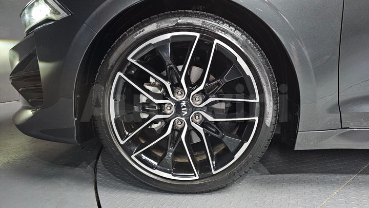 Kia K5 2021 — 4