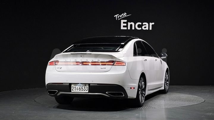 Lincoln MKZ 2017 — 3