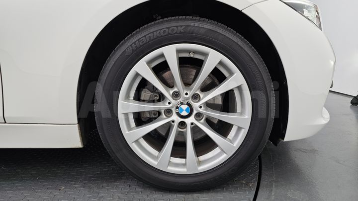 BMW 3 Series 2018 — 4