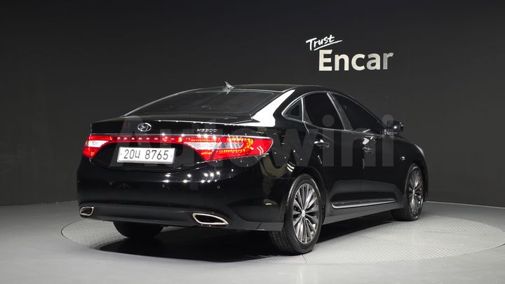 Hyundai Grandeur 2013 — 2