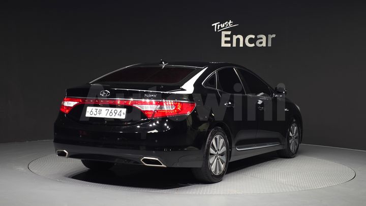 Hyundai Grandeur 2017 — 2
