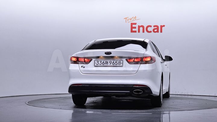 Kia K5 2016 — 4